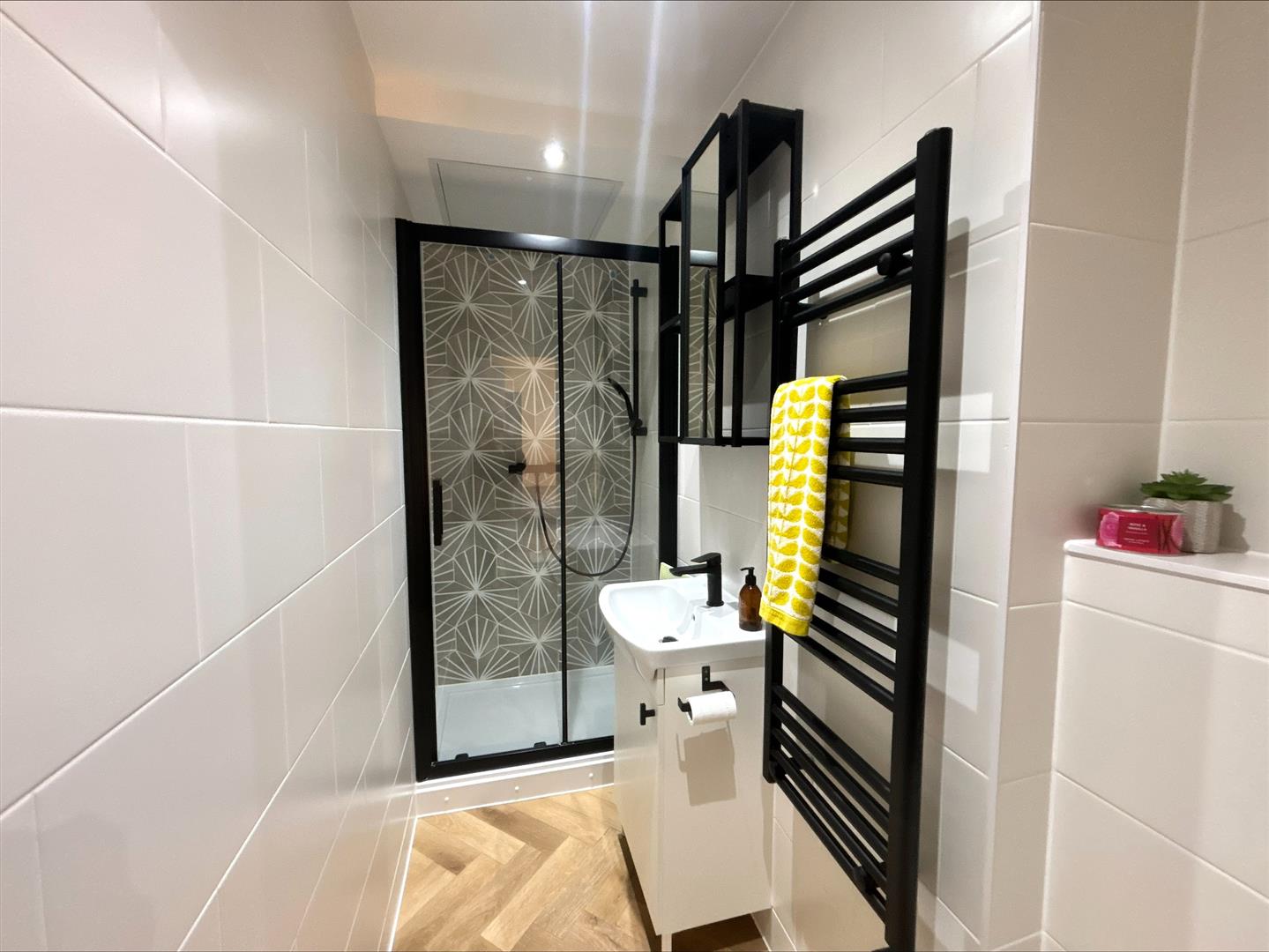 studio for rent willis road