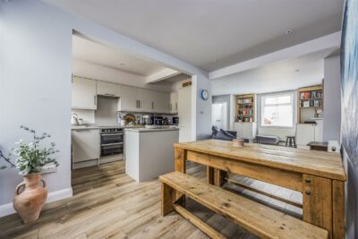 apartment for sale queen street