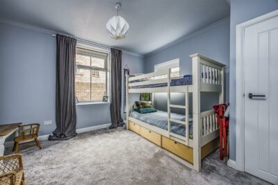 apartment for sale queen street