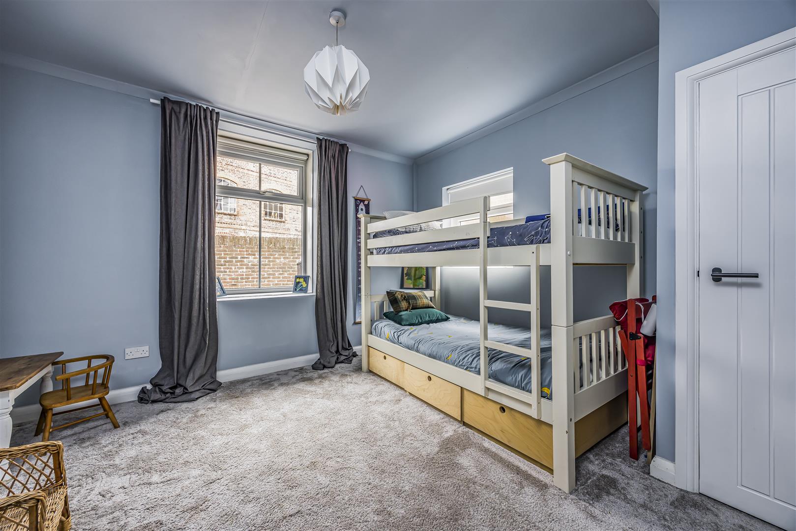 apartment for sale queen street