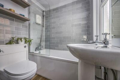 apartment for sale queen street
