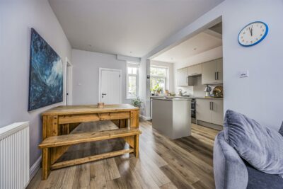 apartment for sale queen street