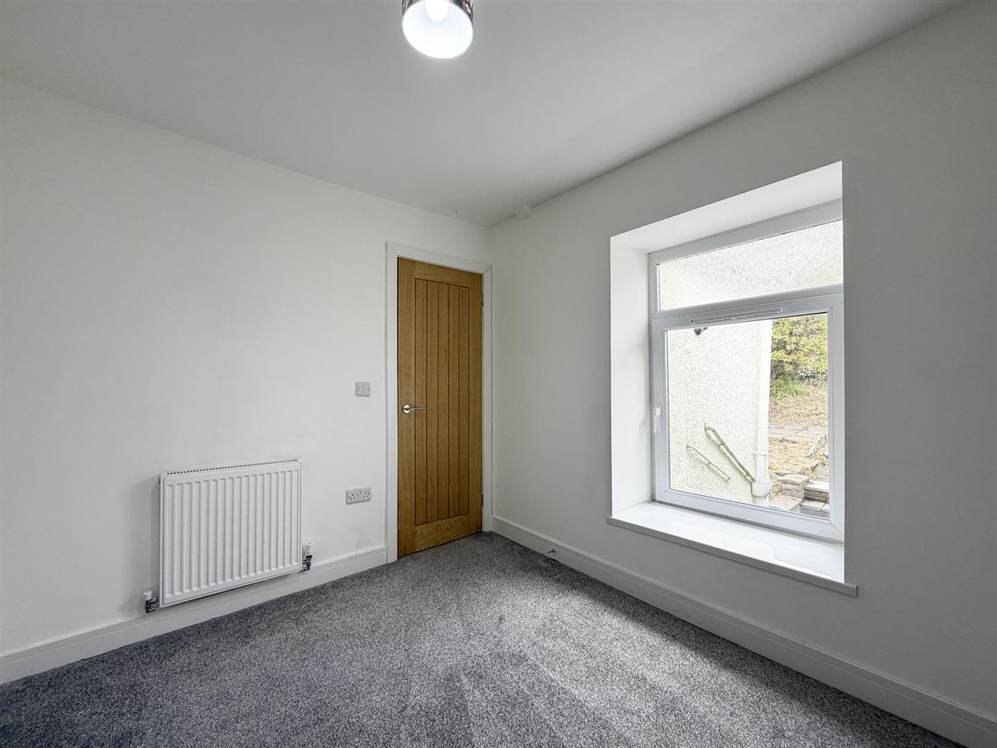 house - terraced for sale clydach road