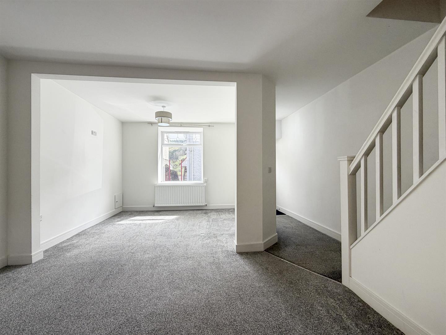 house - terraced for sale clydach road