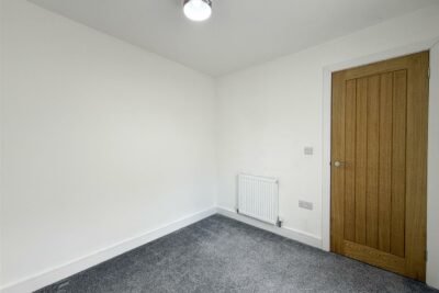 house - terraced for sale clydach road