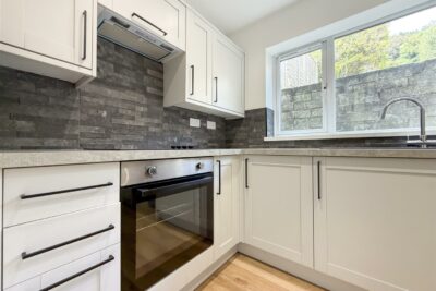 house - terraced for sale clydach road