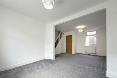 house - terraced for sale clydach road