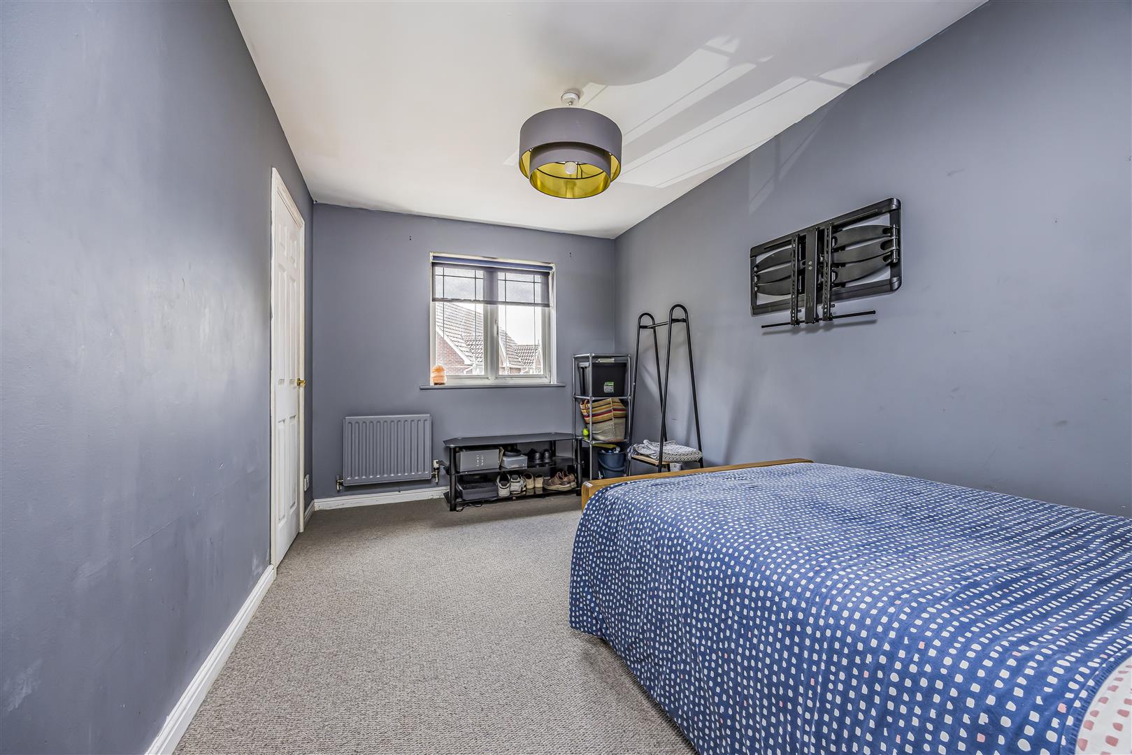house - detached for sale kingfisher drive
