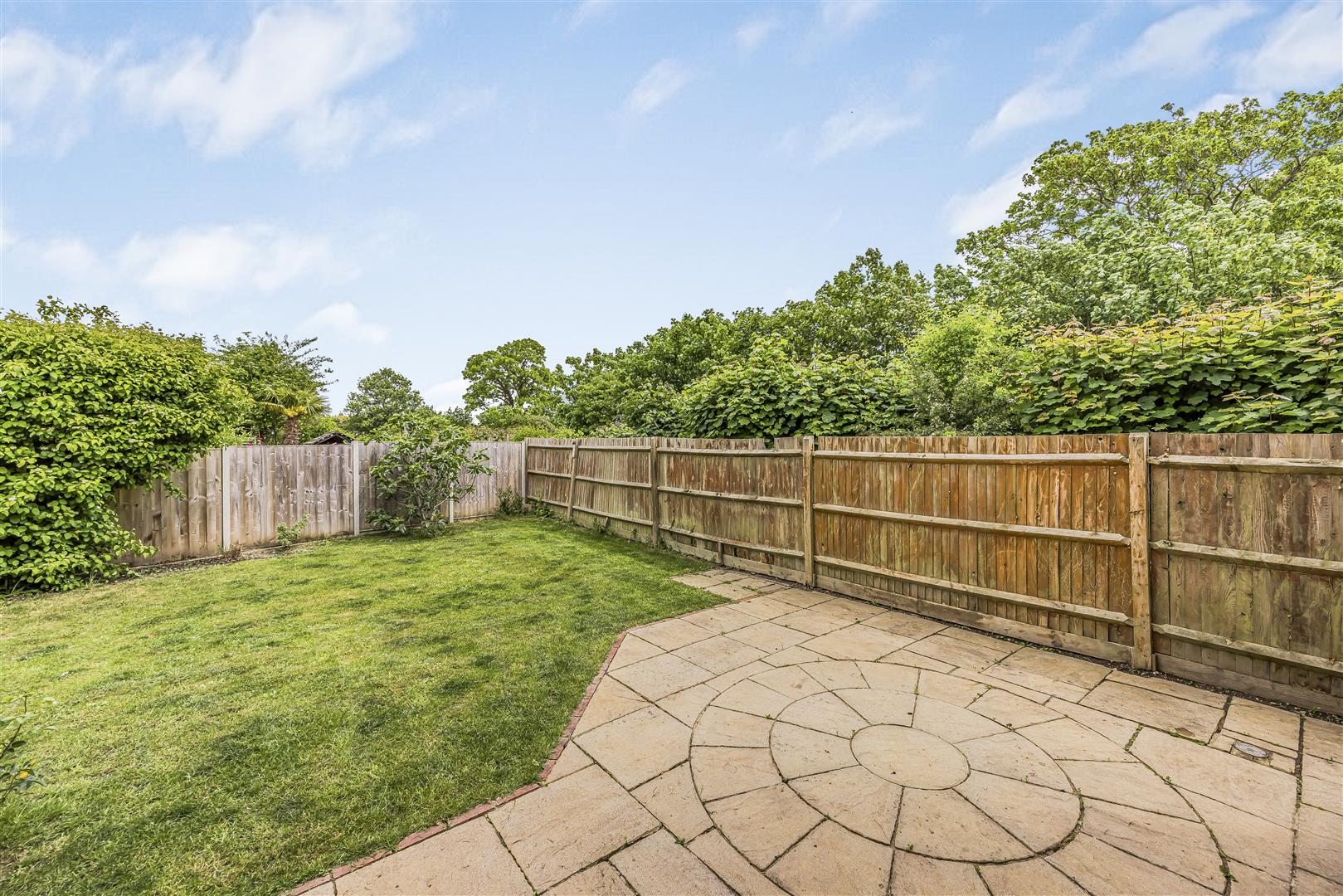 house - detached for sale kingfisher drive