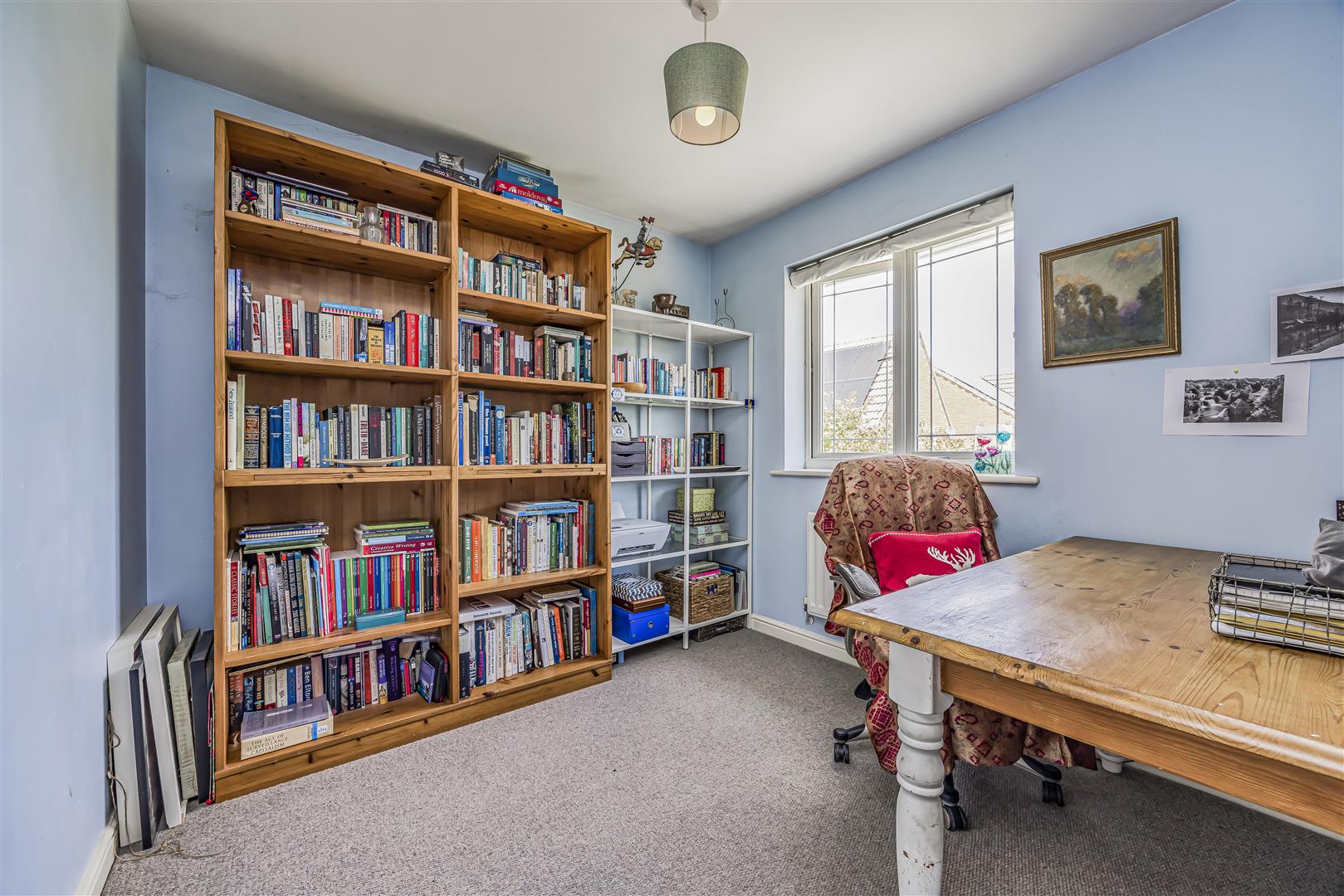 house - detached for sale kingfisher drive