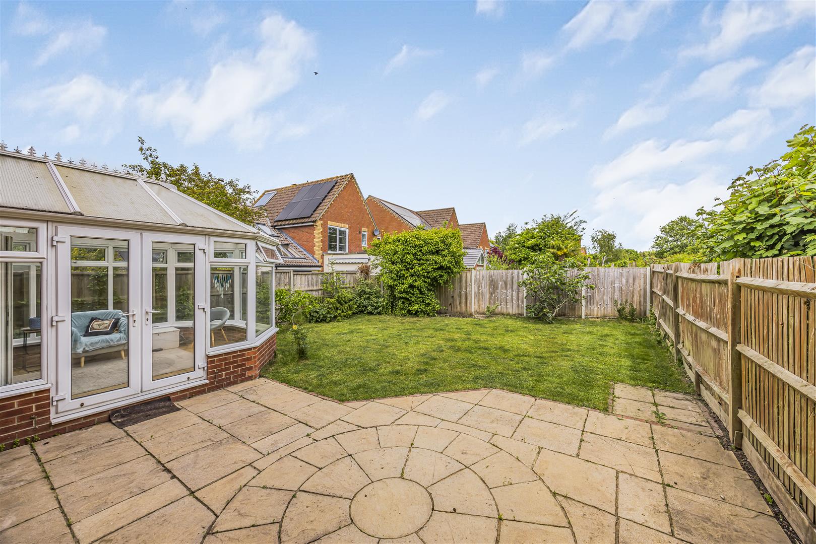 house - detached for sale kingfisher drive