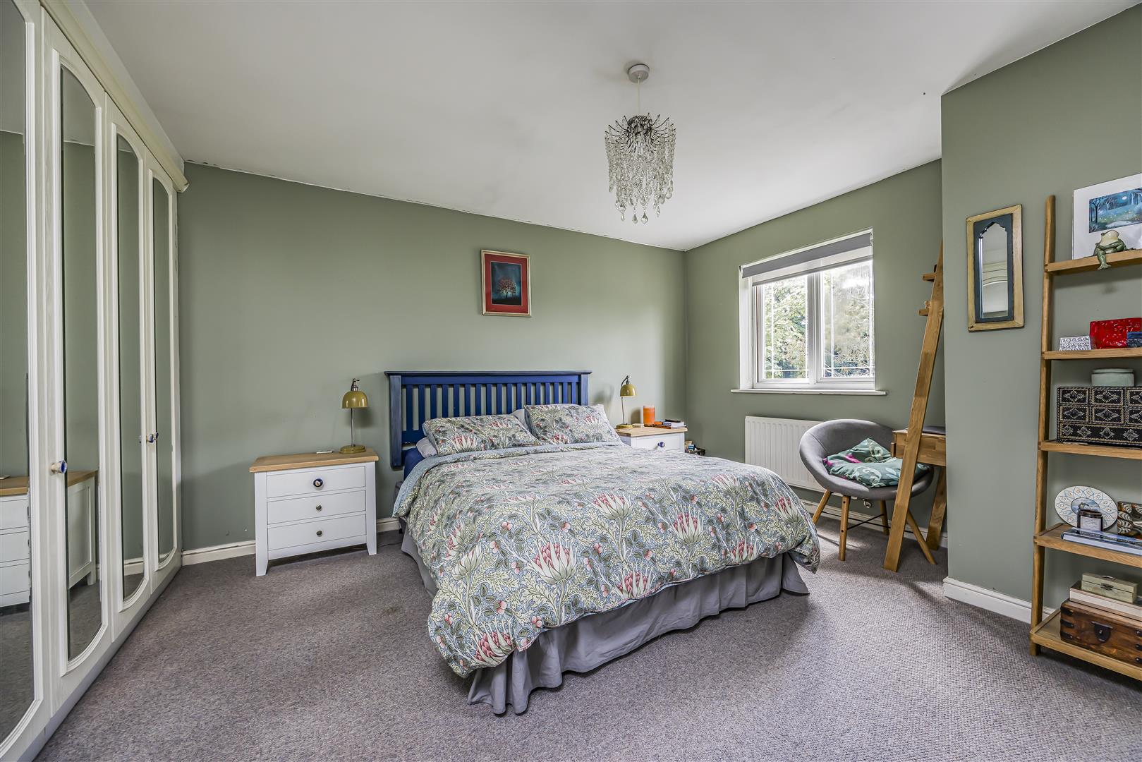 house - detached for sale kingfisher drive