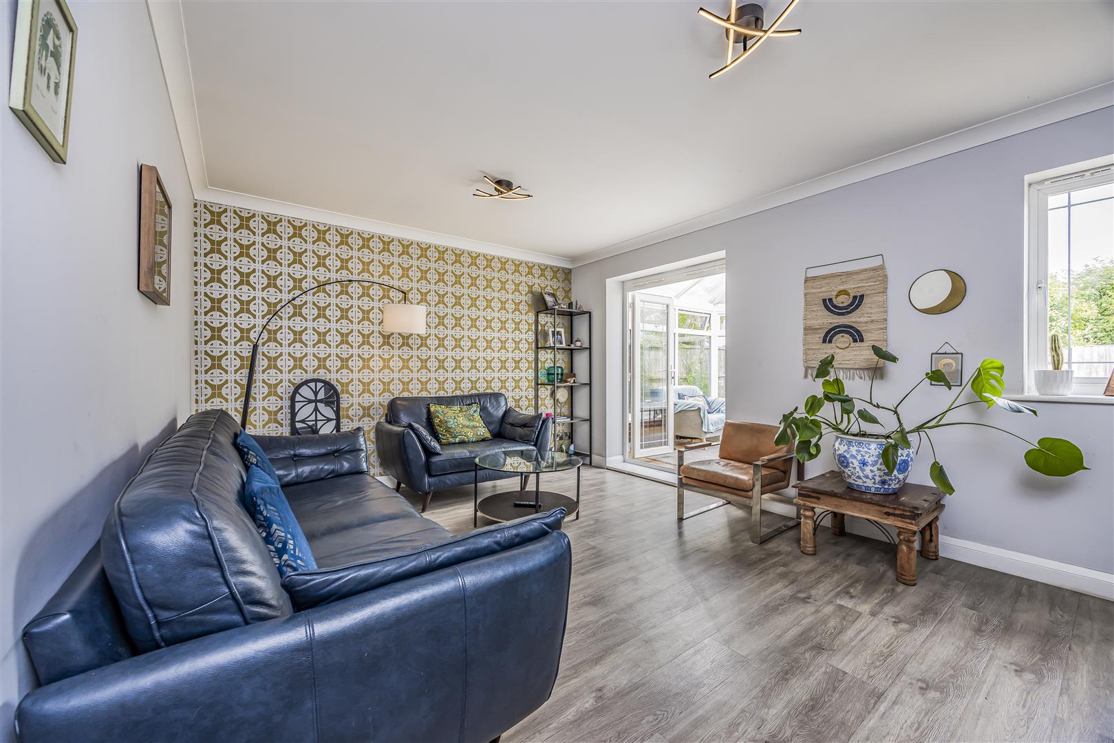 house - detached for sale kingfisher drive
