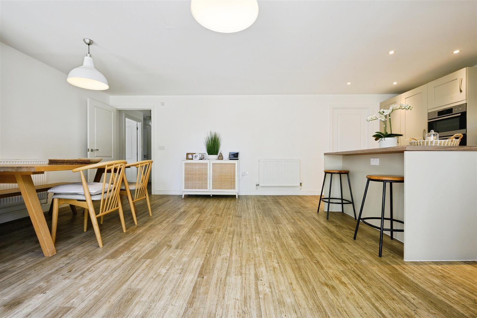house for sale woodlands avenue