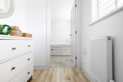 house for sale woodlands avenue