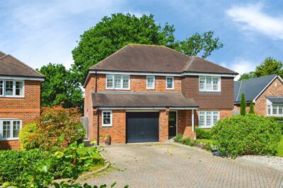 house for sale woodlands avenue