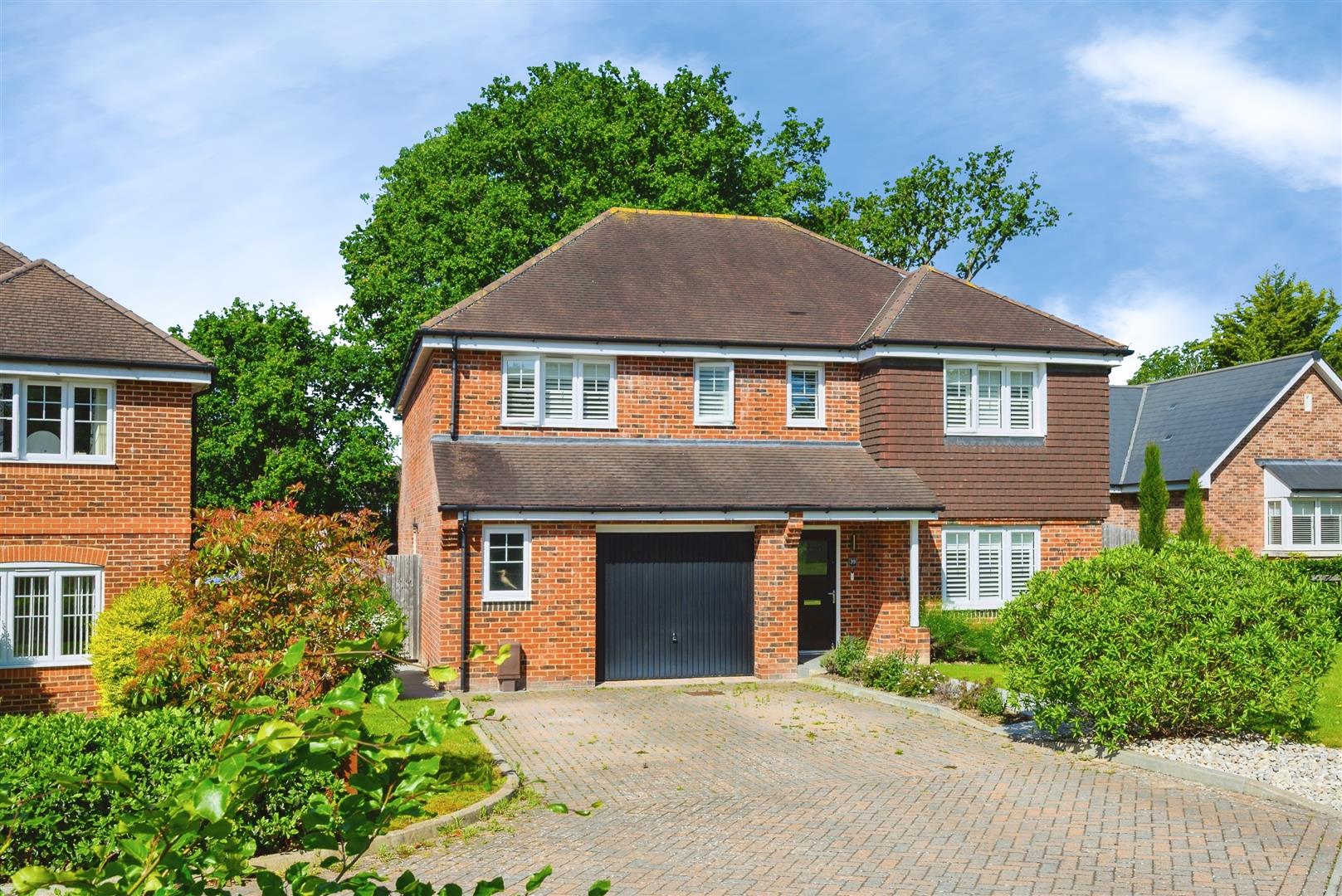 house for sale woodlands avenue