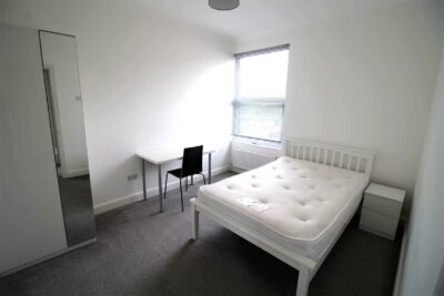 house - terraced for sale somers road