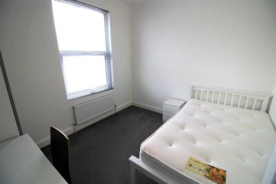 house - terraced for sale somers road