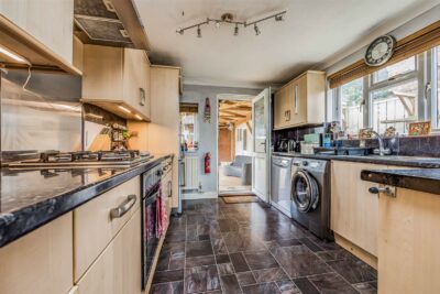 house for sale parkhouse farm way