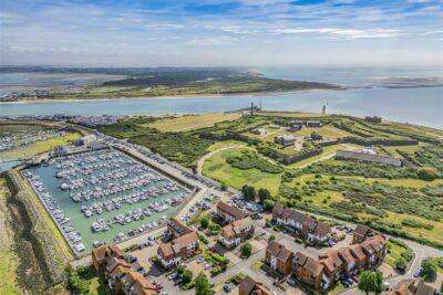 house - townhouse for sale horse sands close