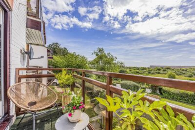 house - townhouse for sale horse sands close