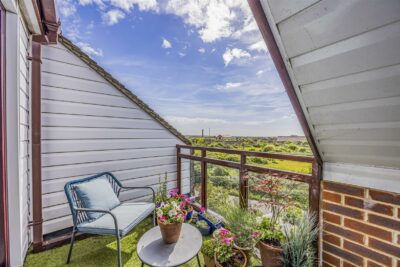 house - townhouse for sale horse sands close