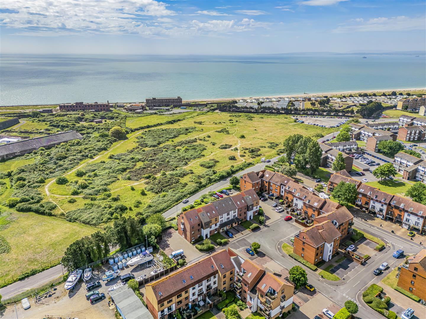 house - townhouse for sale horse sands close