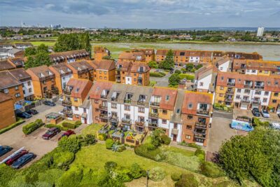 house - townhouse for sale horse sands close