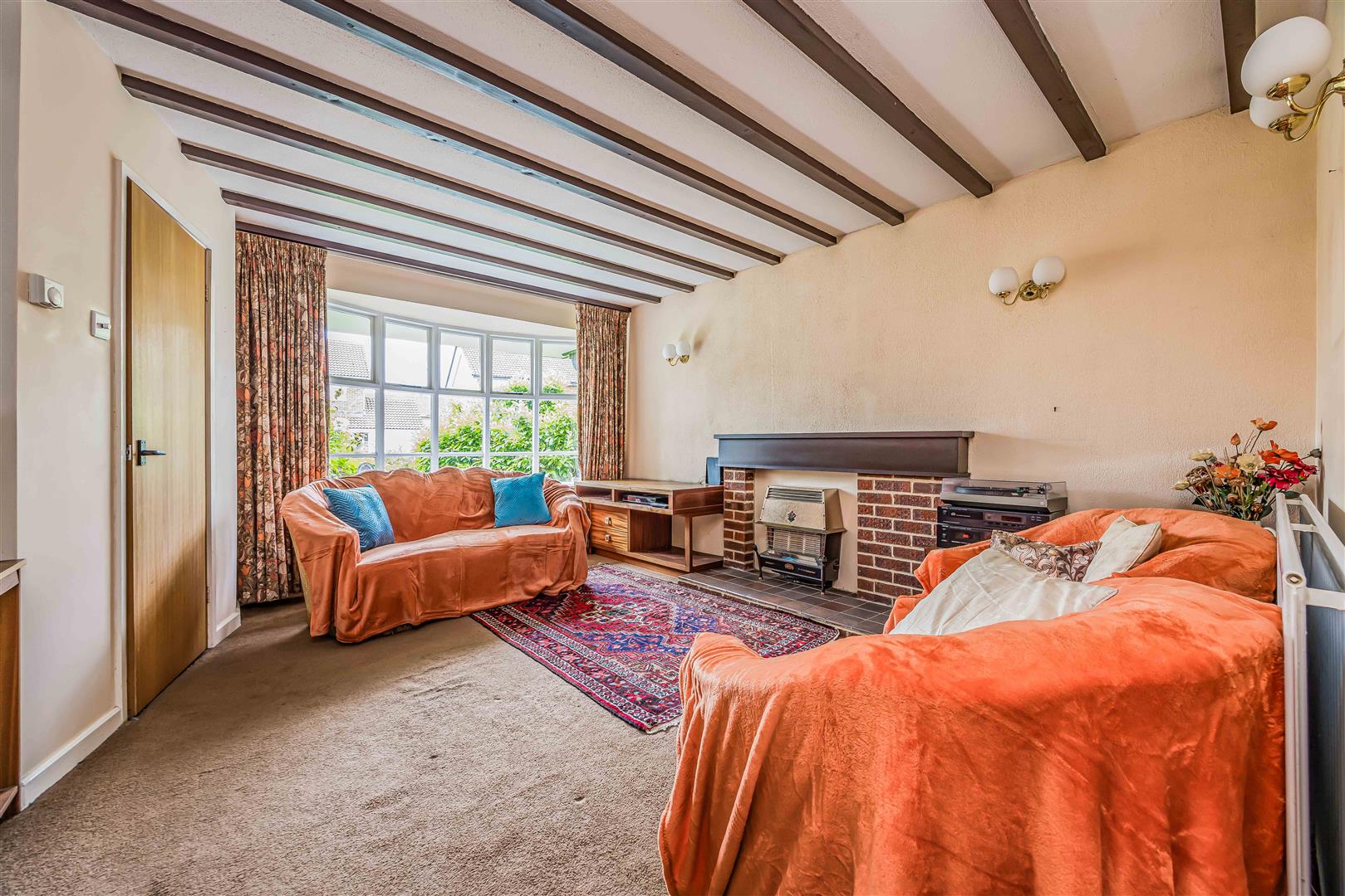 house - detached for sale oakmeadow close