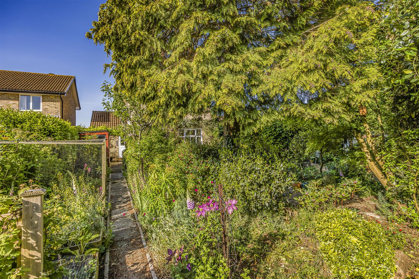 house - detached for sale oakmeadow close