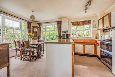 house - detached for sale oakmeadow close