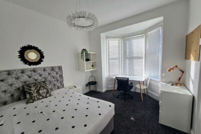 room for rent 52 somers road