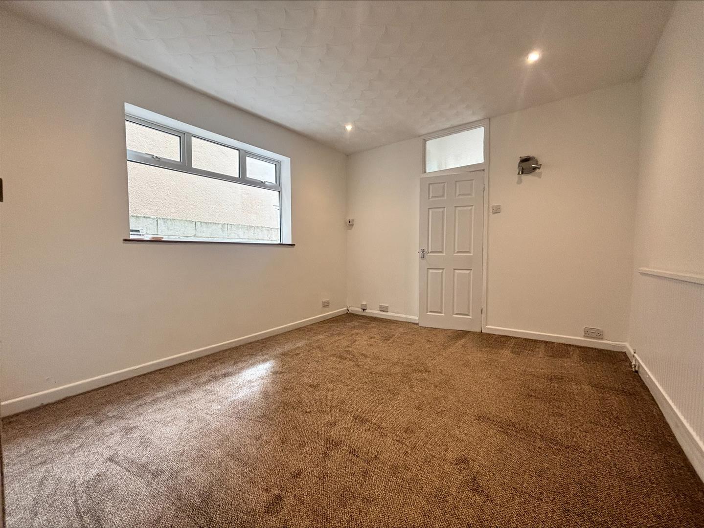house for rent winter road