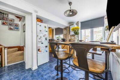 house for sale rampart gardens