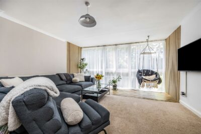 house for sale rampart gardens