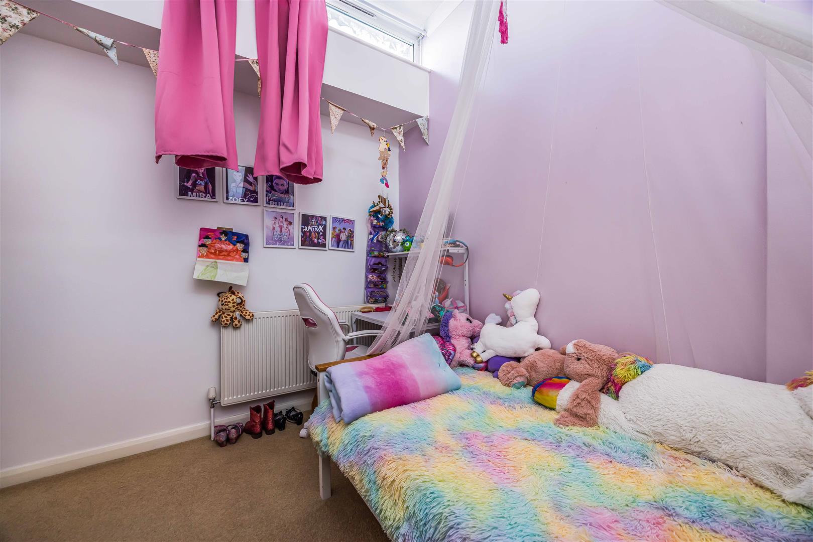 house for sale rampart gardens