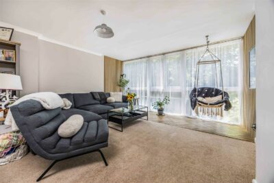 house for sale rampart gardens