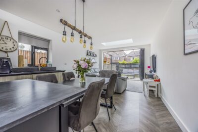 house - semi-detached for sale park avenue