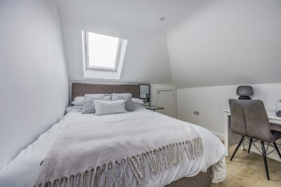 house - semi-detached for sale park avenue