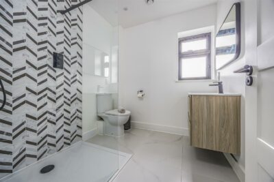 house - semi-detached for sale park avenue