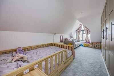 house - semi-detached for sale park avenue