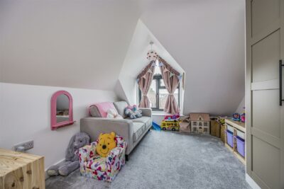 house - semi-detached for sale park avenue