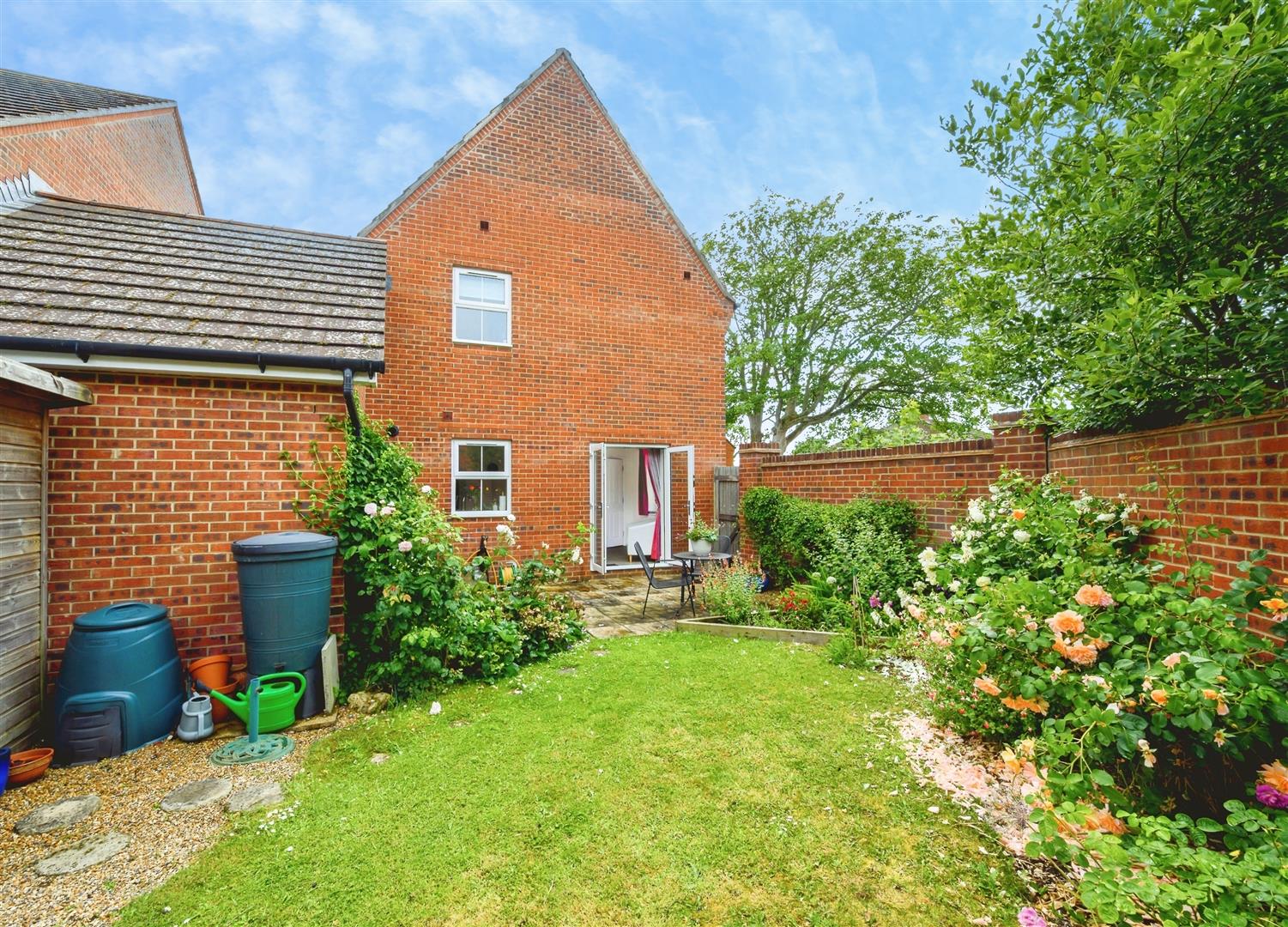 house - detached for sale glenleigh park