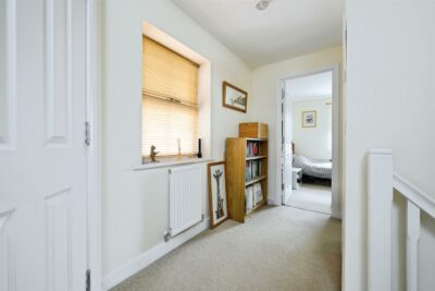 house - detached for sale glenleigh park