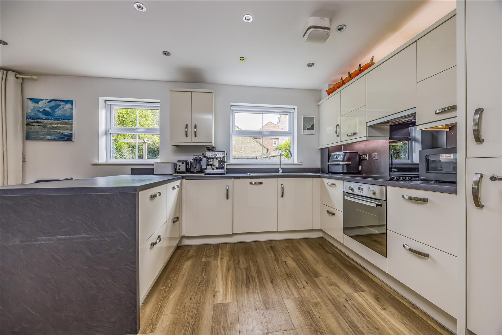 house - end terrace for sale skylark avenue