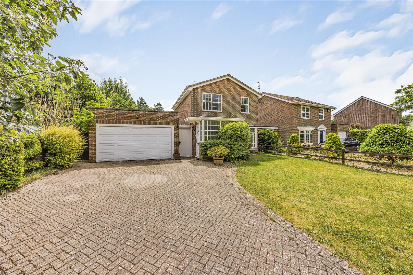 house - detached for sale harberton crescent
