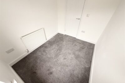 house - terraced for rent brown street