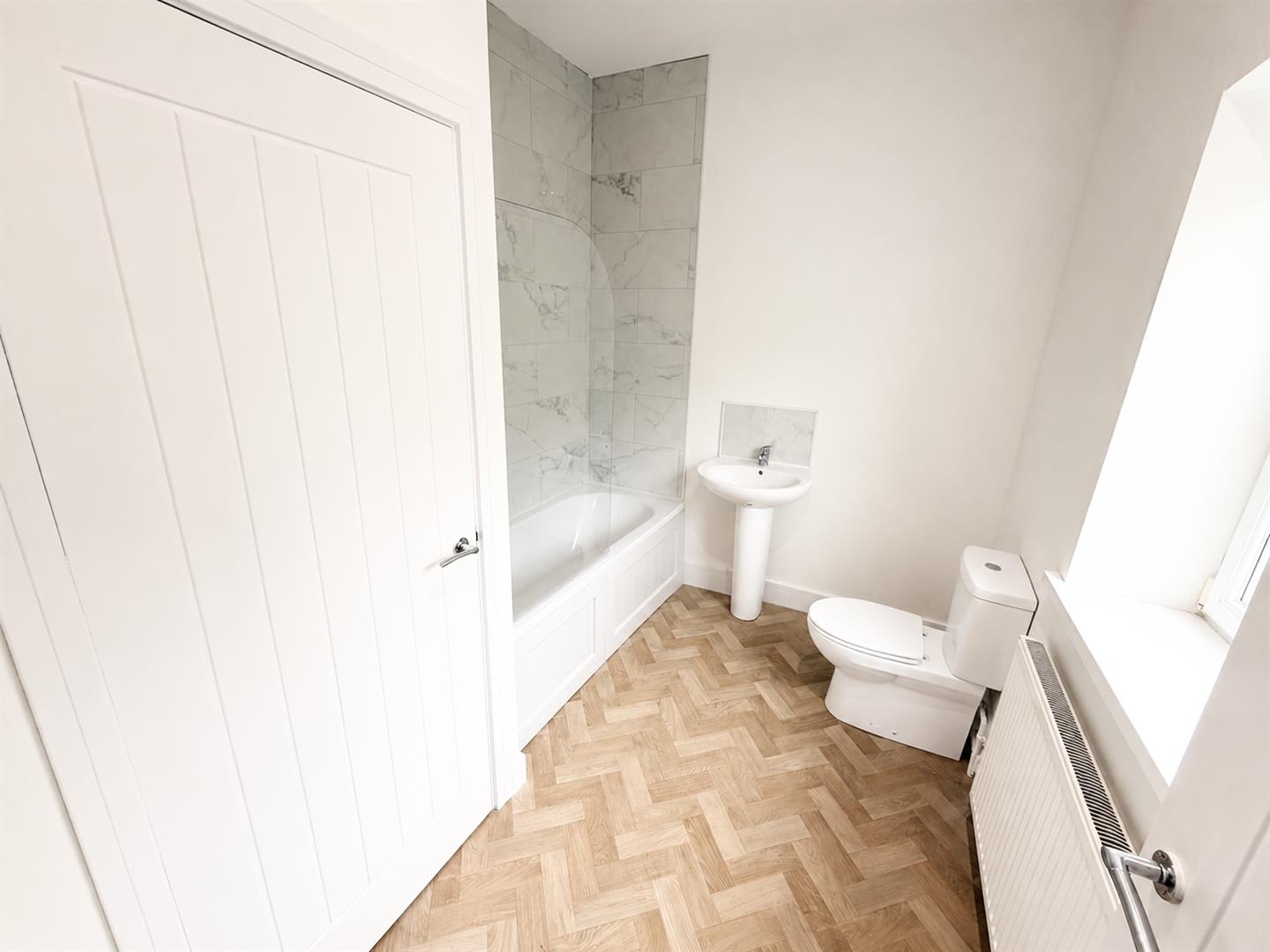 house - terraced for rent brown street