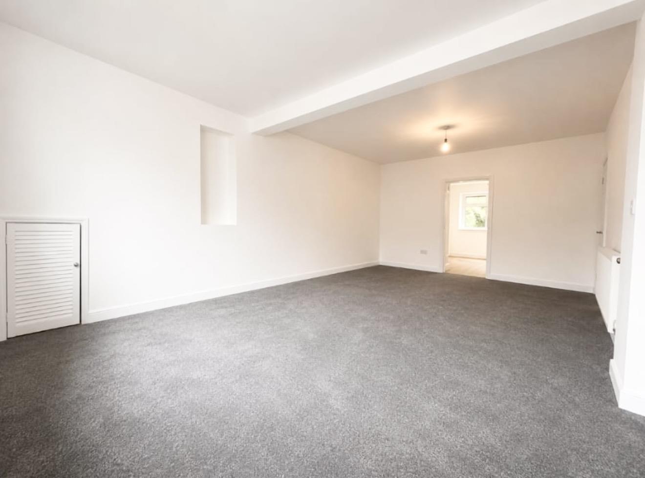 house - terraced for rent brown street